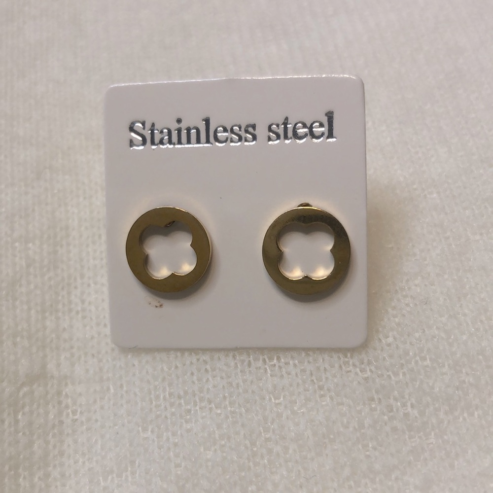 New earrings - Picture 2 of 4